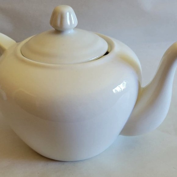 Cordon Bleu White Tea Set - Picture 2 of 9